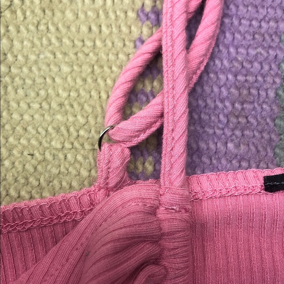 Pink Ruched Crop Top 🪷 - Picture 8 of 8